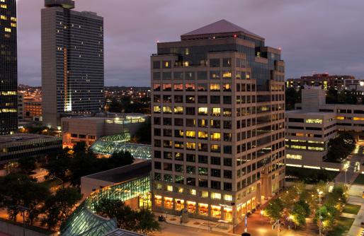 2405 Grand